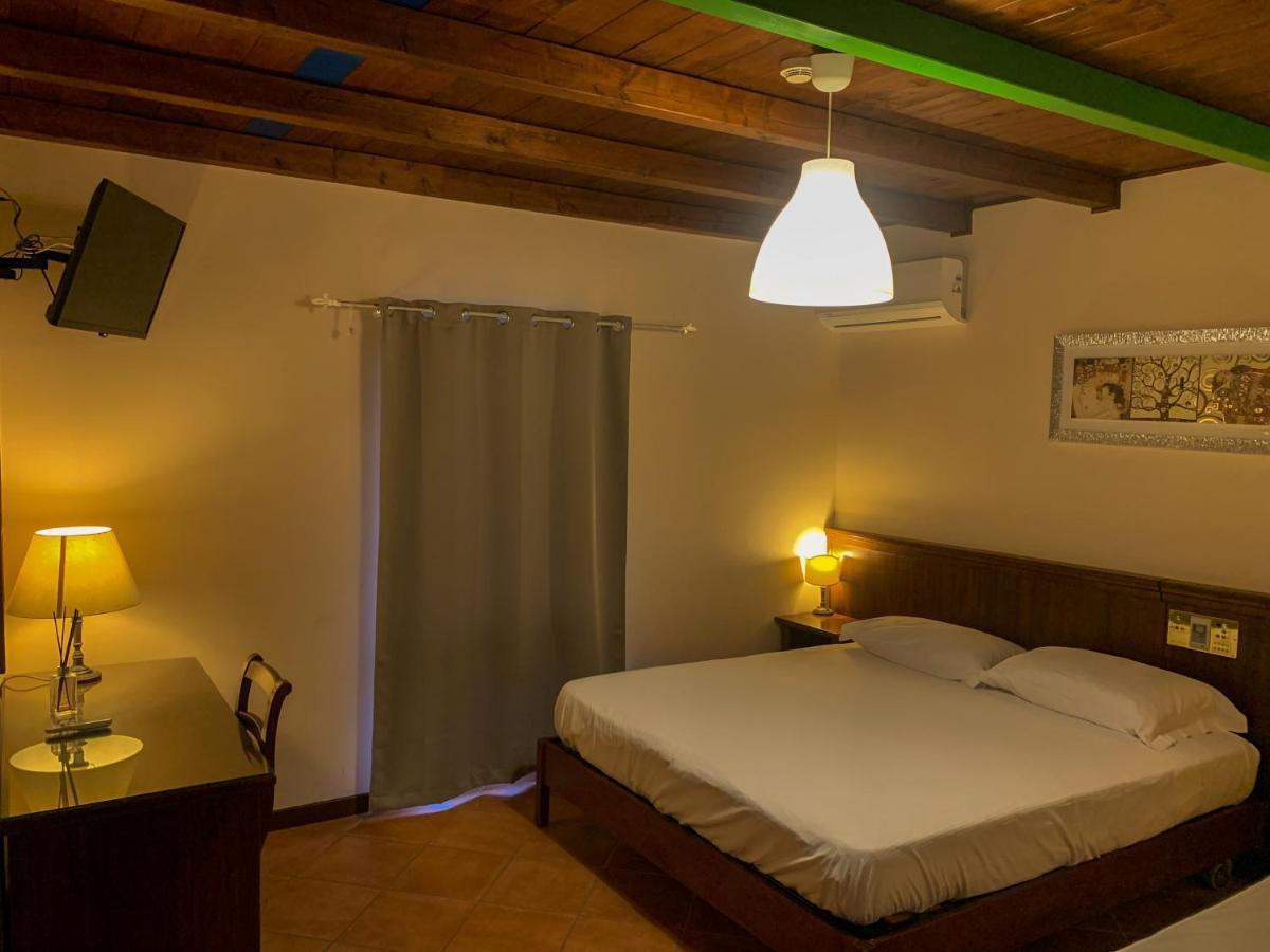 Hotel La Locanda Della Franciacorta Corte Franca Room photo